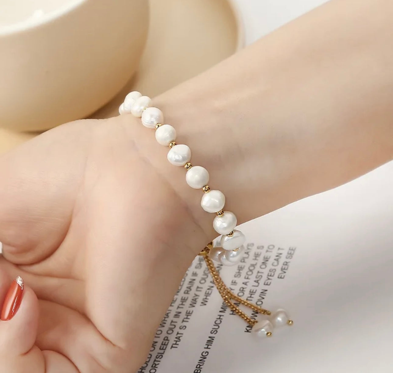 ELOIS PEARL BRACELET