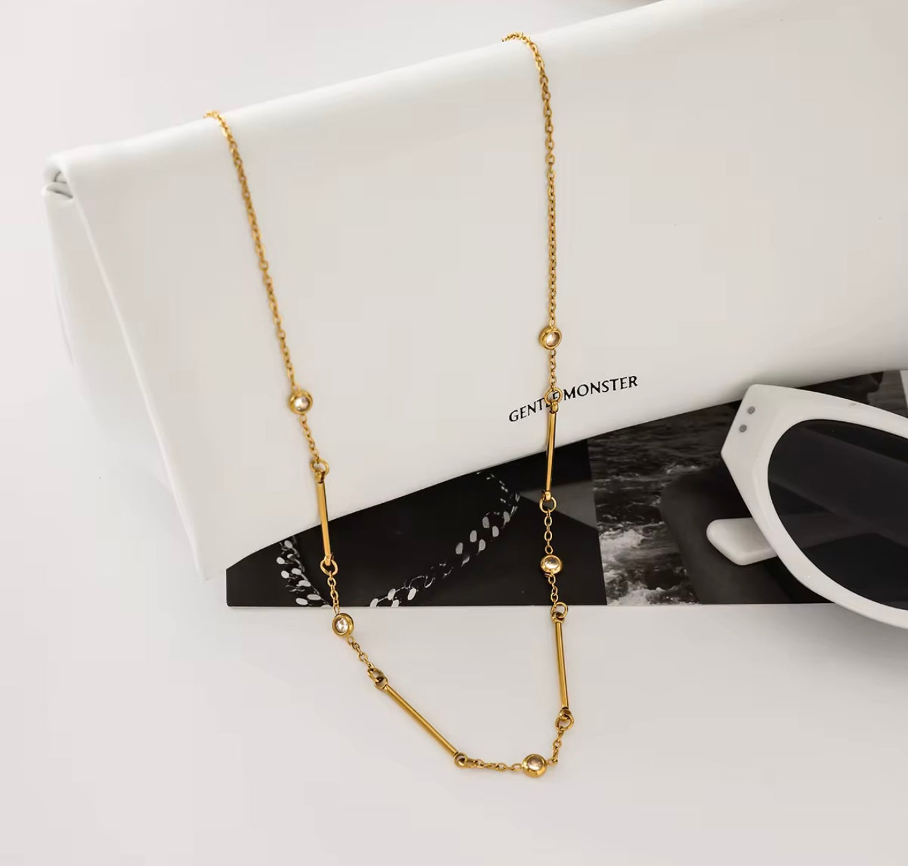 NORA NECKLACE