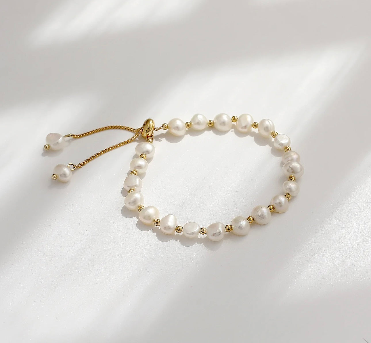 ELOIS PEARL BRACELET