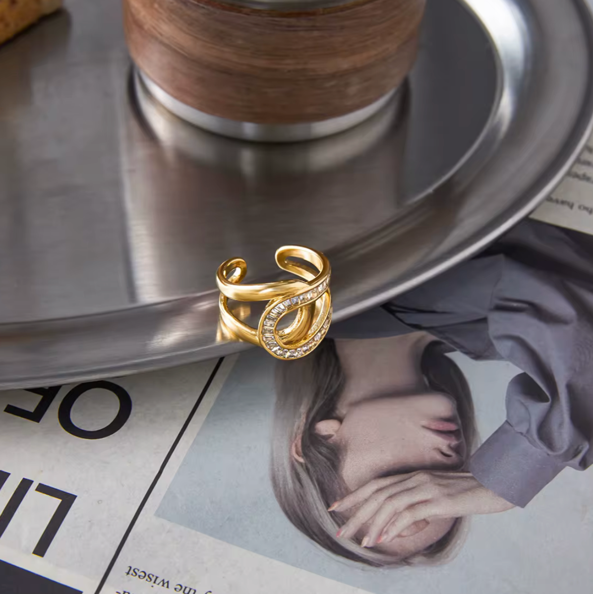 UNNA GOLD RING