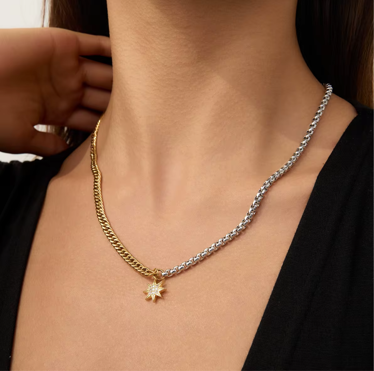 DUAL STAR NECKLACE