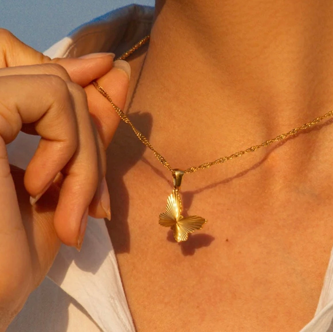 CELIA GOLD NECKLACE