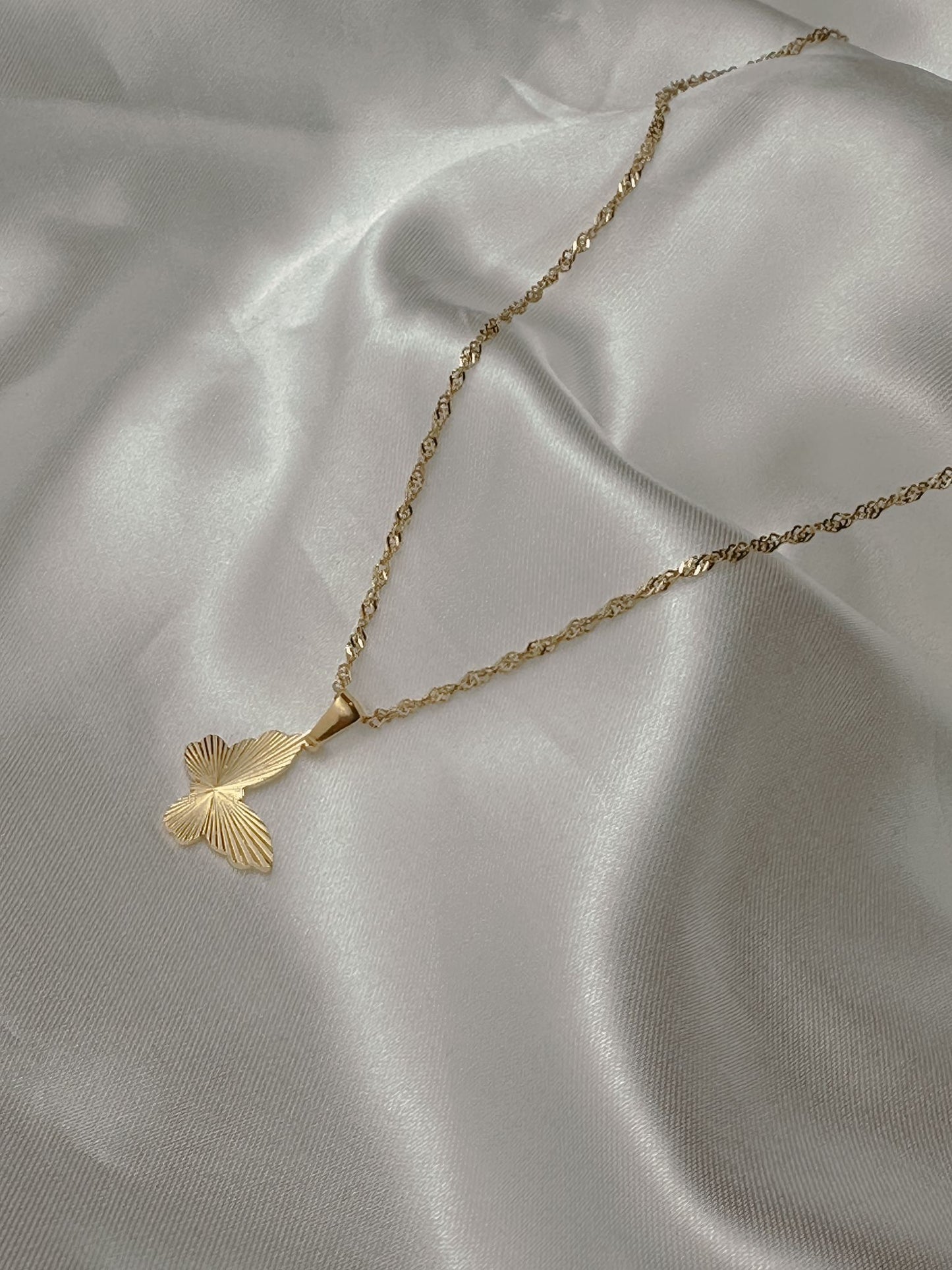 CELIA GOLD NECKLACE