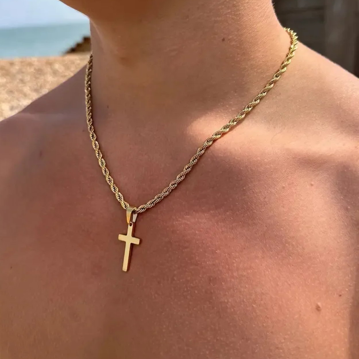 CLASSIC GOLD NECKLACE