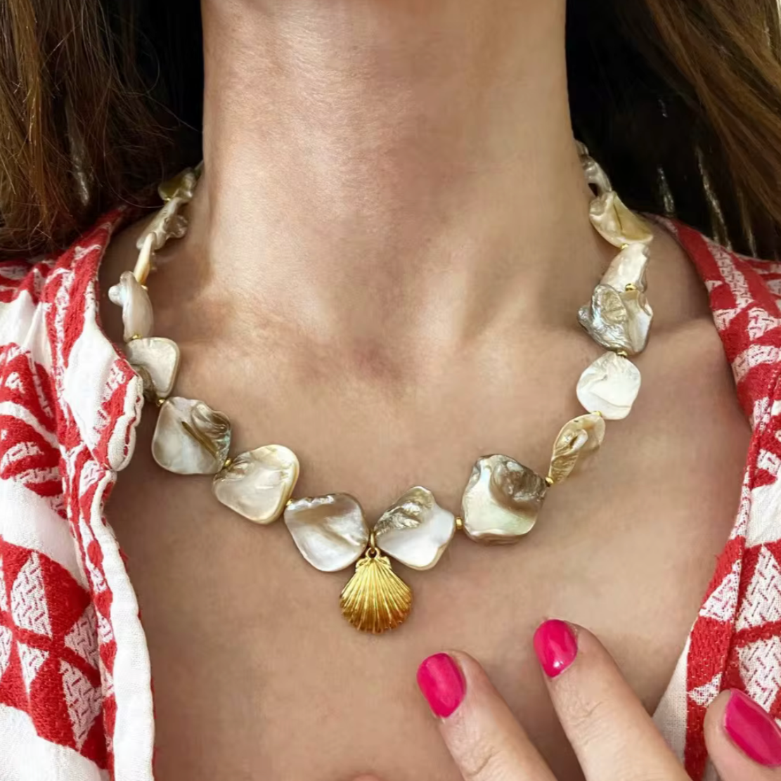 OCEANA SHELL NECKLACE