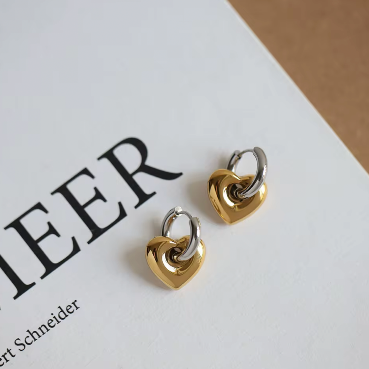 DOROTHEA TWO TONE HEART EARRINGS