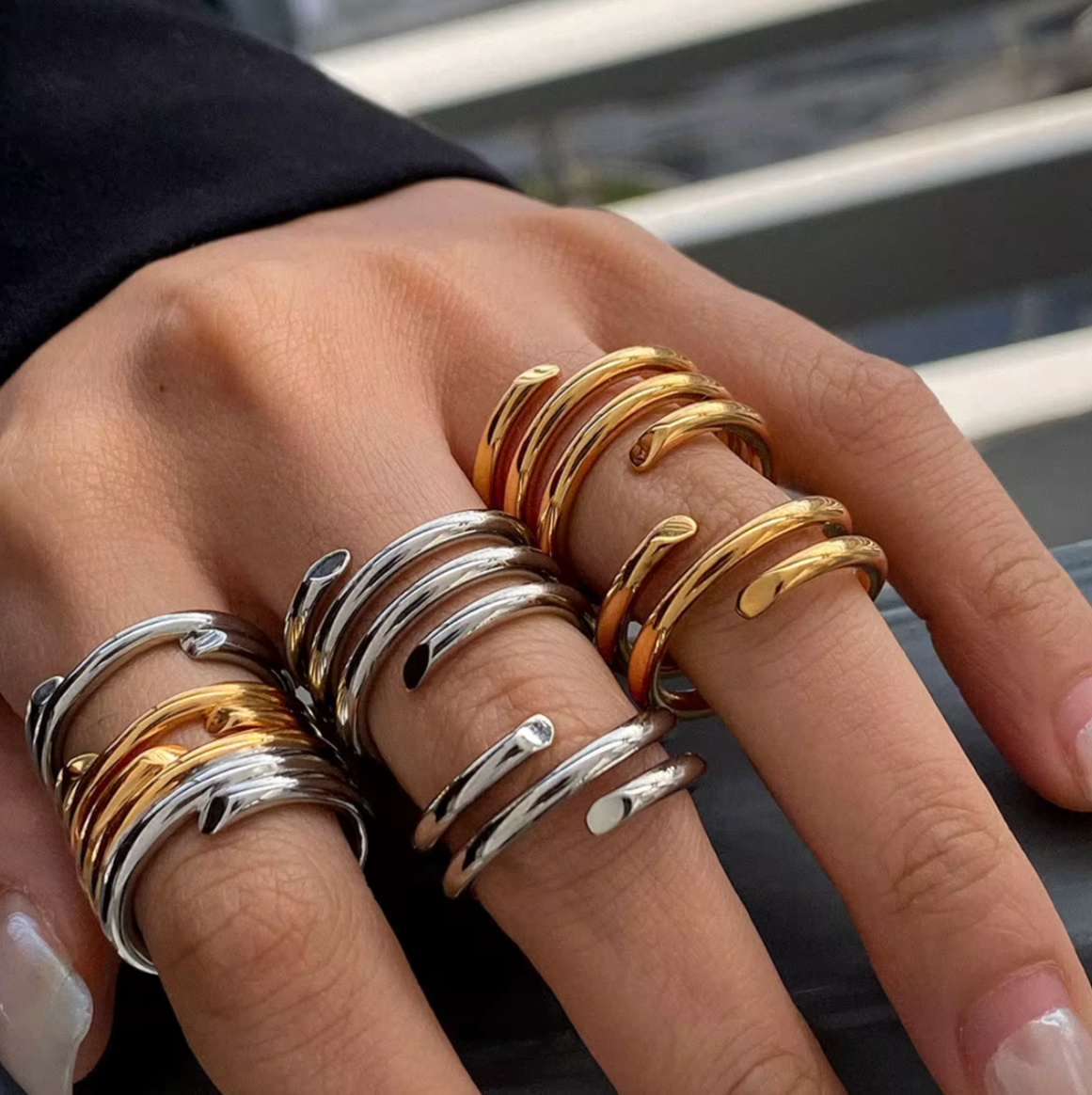 CAROLYN G SPIRAL GOLD RING