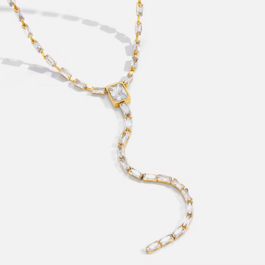ELOISE BAGUETTE NECKLACE